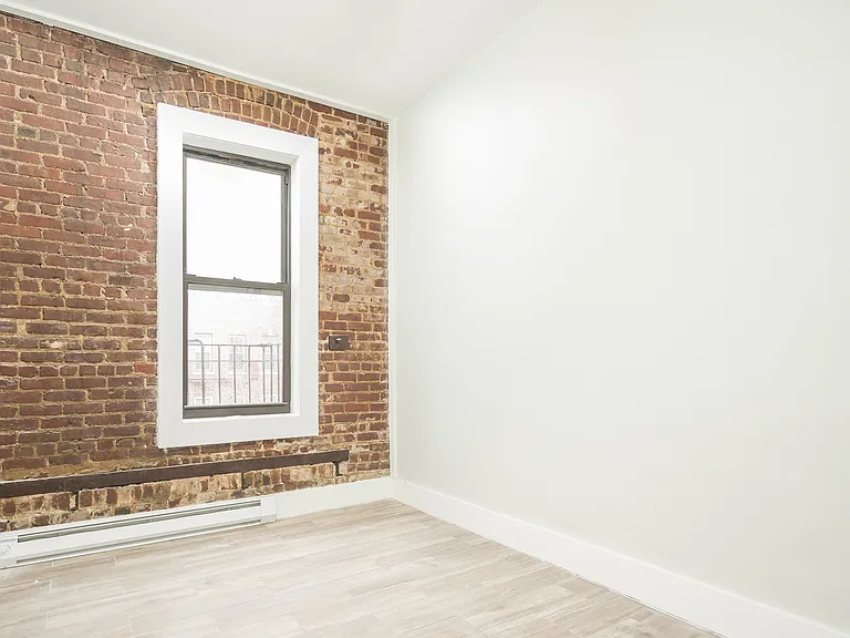 31-38 34th St #2R — Photo 7