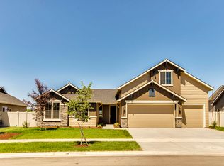 1390 W Bear Track Dr, Meridian, ID 83642