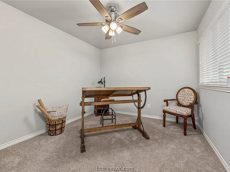 1311 McQueeny Dr — Photo 9