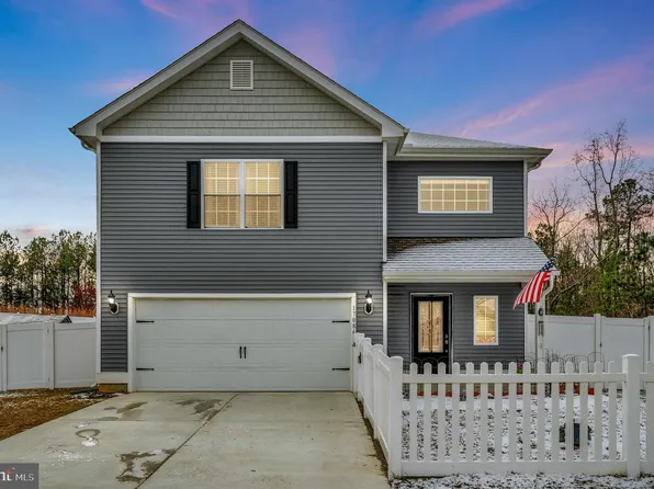 17086 Rollins Rd, Bowling Green, VA 22427
