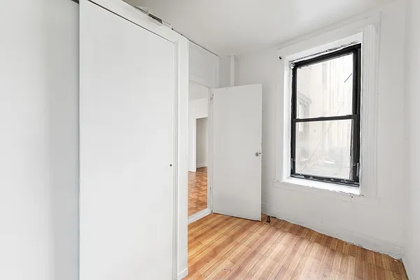 Sold by Powered by DMT LLC | media 4