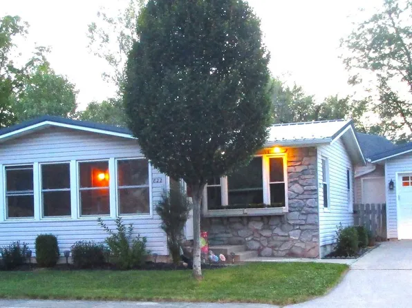 822 Russell St, Decatur, IN 46733