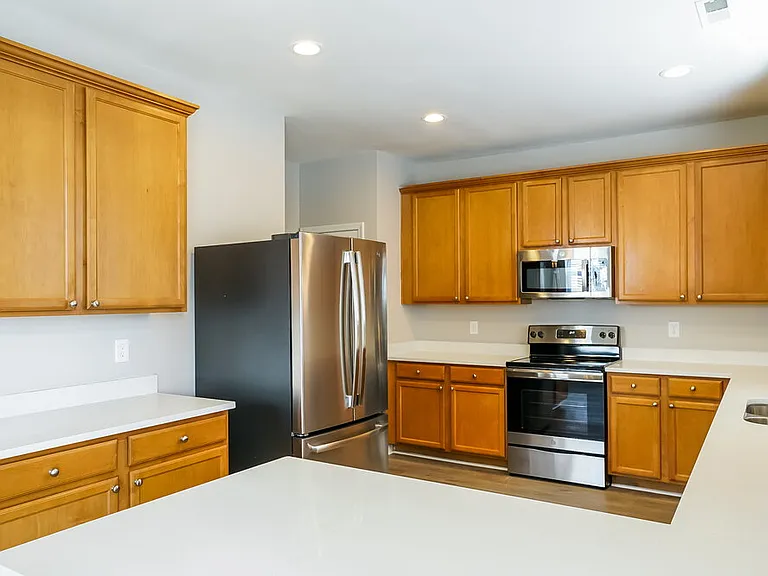 5200 Tant Cir — Photo 10