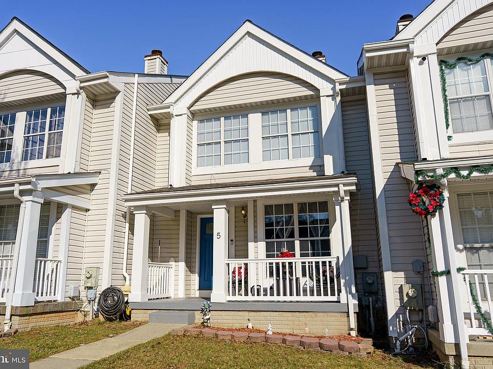 1st image of 5 Windy Meadow Ct