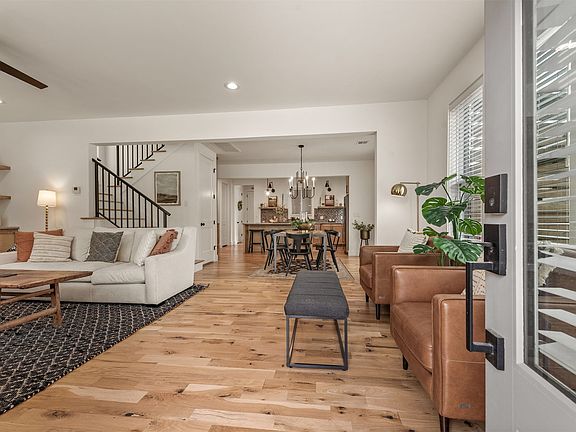 3rd image of 521 S 1st St