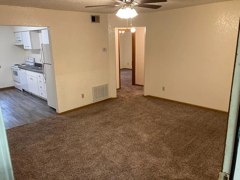 Uptegrove Apartments — Photo 33