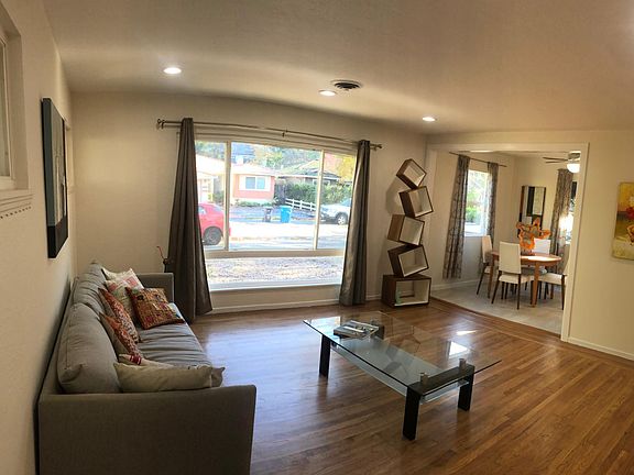 2nd image of 1952 Palo Alto Way