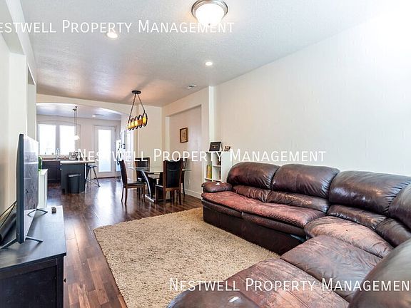 3rd image of 11388 S Okanogan Ln