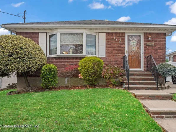 28 Peter Ave, Staten Island, NY 10306