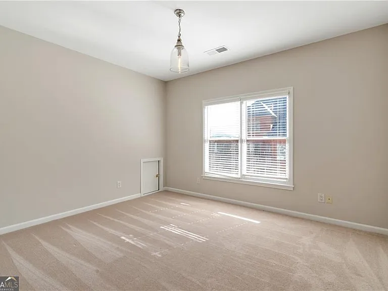115 Wolf Willow Ct — Photo 28