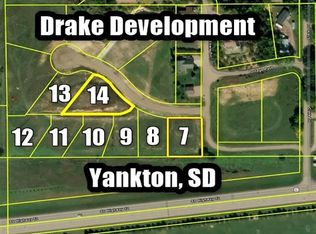Drake Cir, Yankton, SD 57078