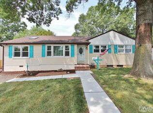 921 Worth Dr, South Plainfield, NJ