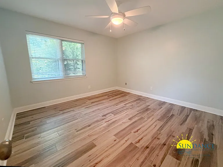224 Yacht Club Dr NE — Photo 14