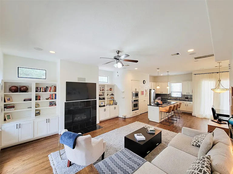 403 Jackson Hill St — Photo 33