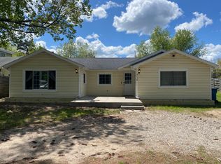 9138 Michigan Ave, Saint Helen, MI 48656