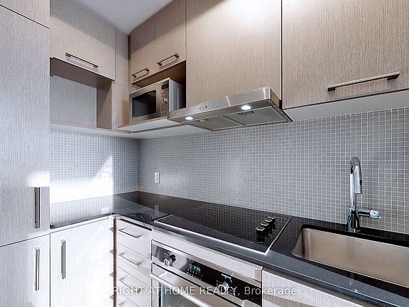 4th image of 87 Peter St Unit 3505