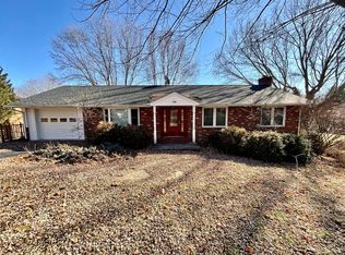 770 Carson Dr, Christiansburg, VA 24073