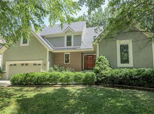 12483 S Greenwood St, Olathe, KS 66062