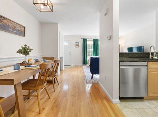 12 Steeple Chase Dr, Hampstead, NH 03841