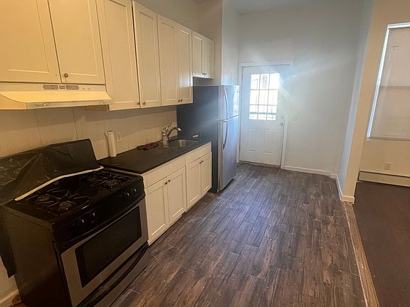 2nd image of 1534 Bryant Ave APT 1