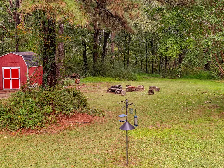 7000 Sandy Pines Dr — Photo 3