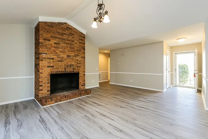 412 McCue St — Photo 4