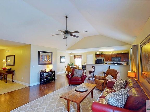 3rd image of 7 Winston Dr