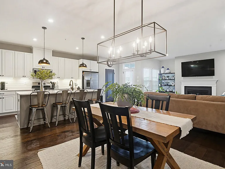 133 Limpkin Ave — Photo 7