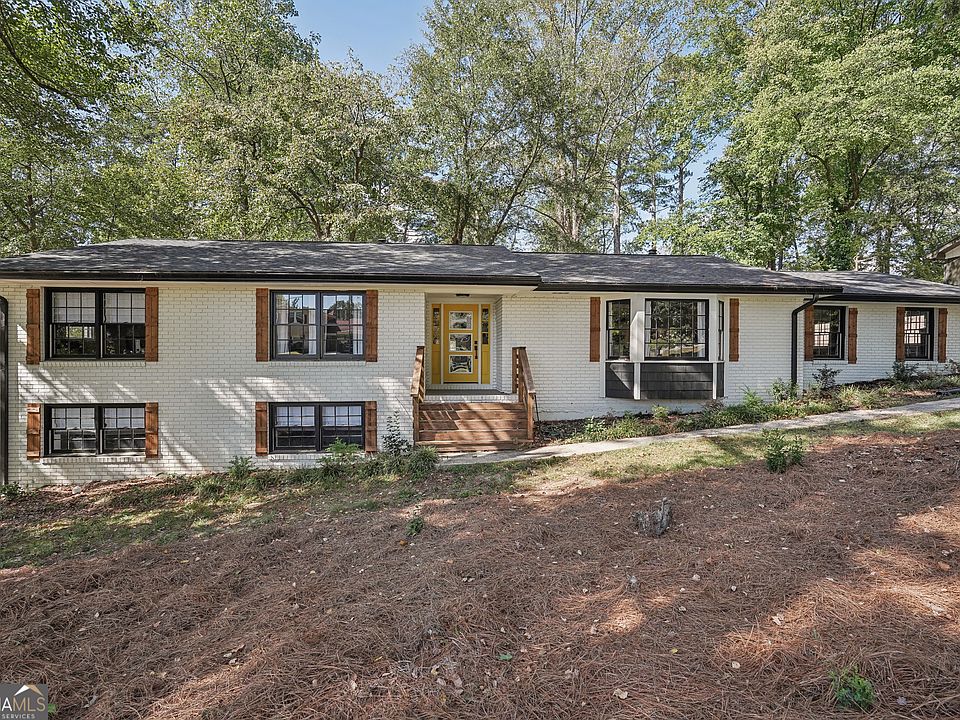1st image of 250 E Valley Dr