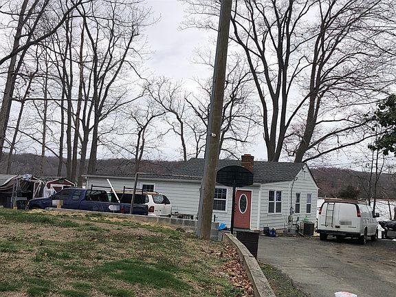2nd image of 53 Shady Ln