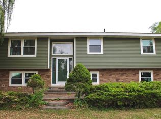 11333 Slade Rd, Medina, NY 14103