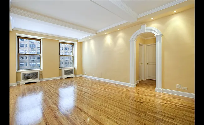 Rented by Douglas Elliman | media 35