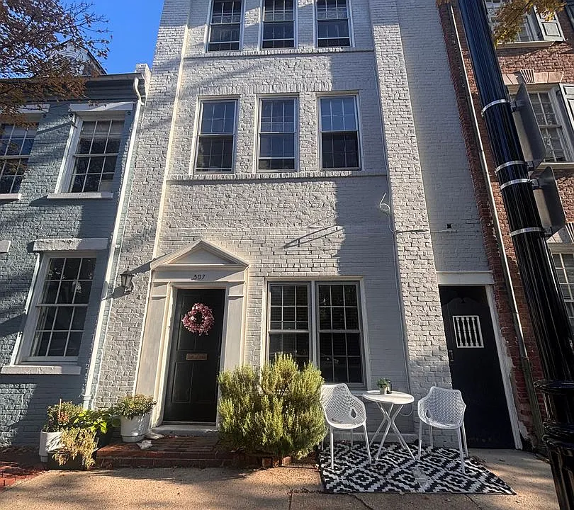 307 Prince St
