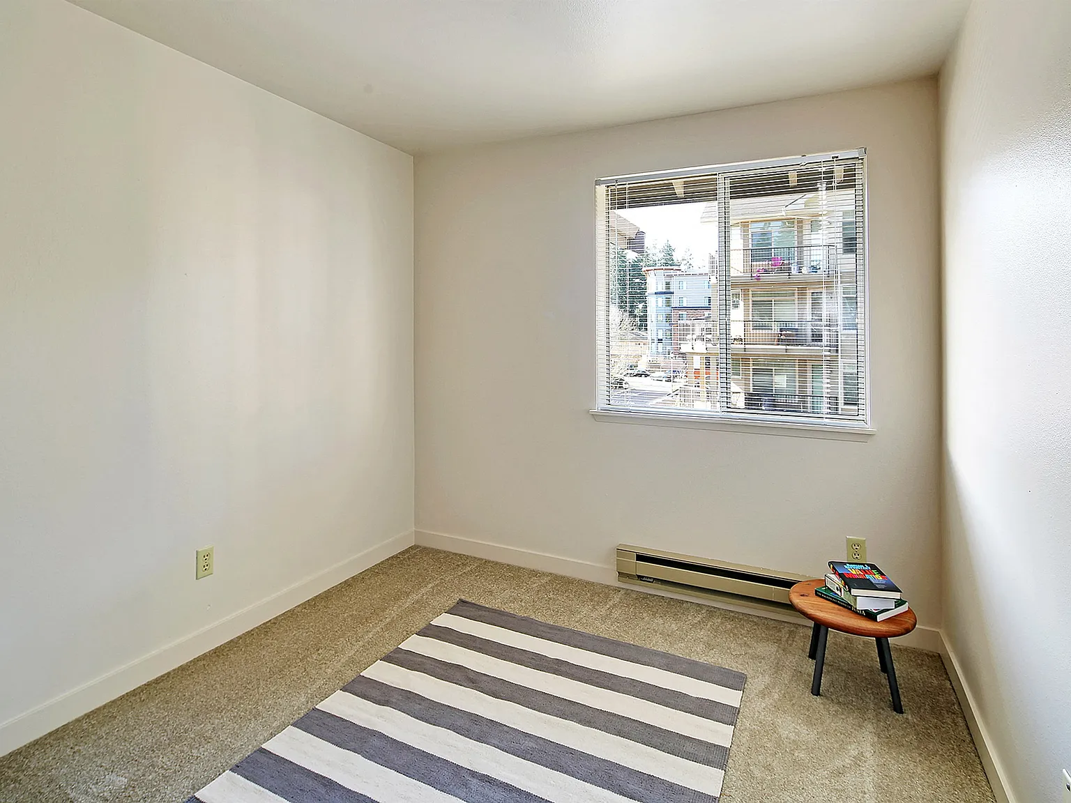 Townside Flats — Photo 3