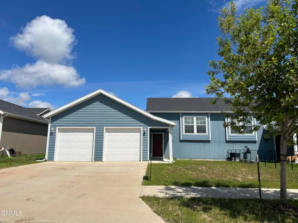 414 24th Ave NE, Watford City, ND 58854