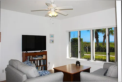 1616 Ocean Dr Photo 1