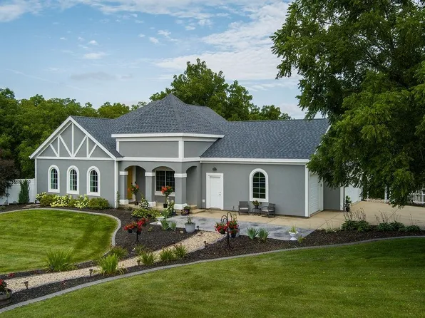 W8820 State Highway 39, Blanchardville, WI 53516