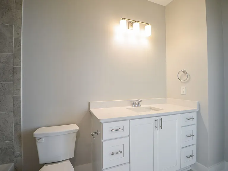 30 Lynn Ln #1002 — Photo 9