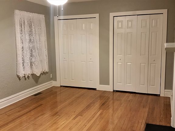 4th image of 136 Chestnut Ave