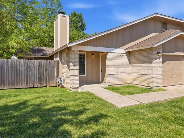 904/906 Hyridge St, Round Rock, TX 78664