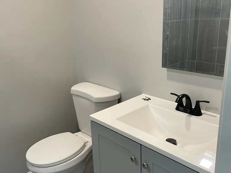 1005 Hill St SE #B — Photo 9