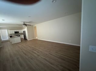 7387 E Robinson Ave #3, Fresno, CA 93737