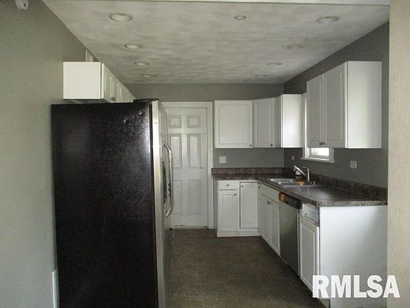 5th image of 2023 E Cardinal Ct