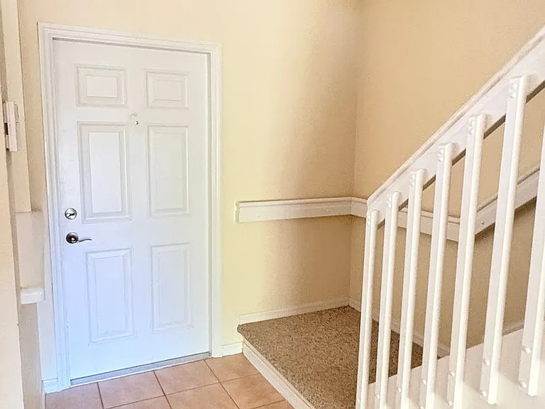 8162 Pacific Beach Dr — Photo 4