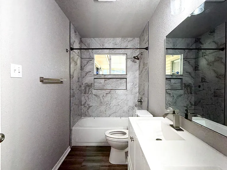 1204 Chippendale Dr — Photo 15