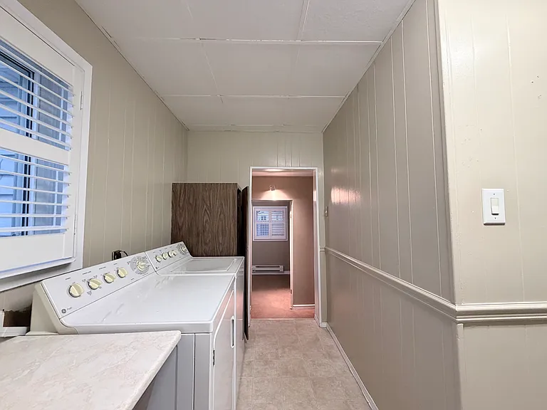 70 Poulette St — Photo 10
