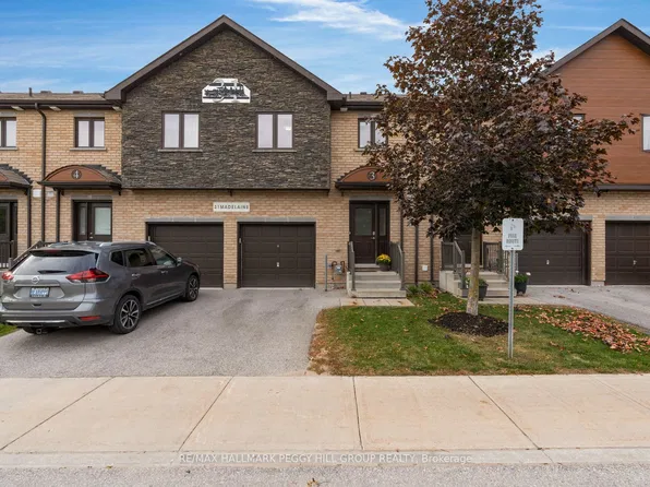 31 Madelaine Dr #3, Barrie, ON L9J 0G8