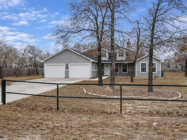 210 Inwood, Poteet, TX 78065