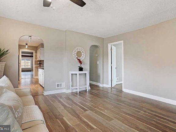 5th image of 1120 Carroll Heights Blvd