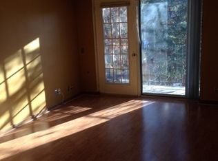 540 Biesterfield Rd, Elk Grove Village, IL 60007